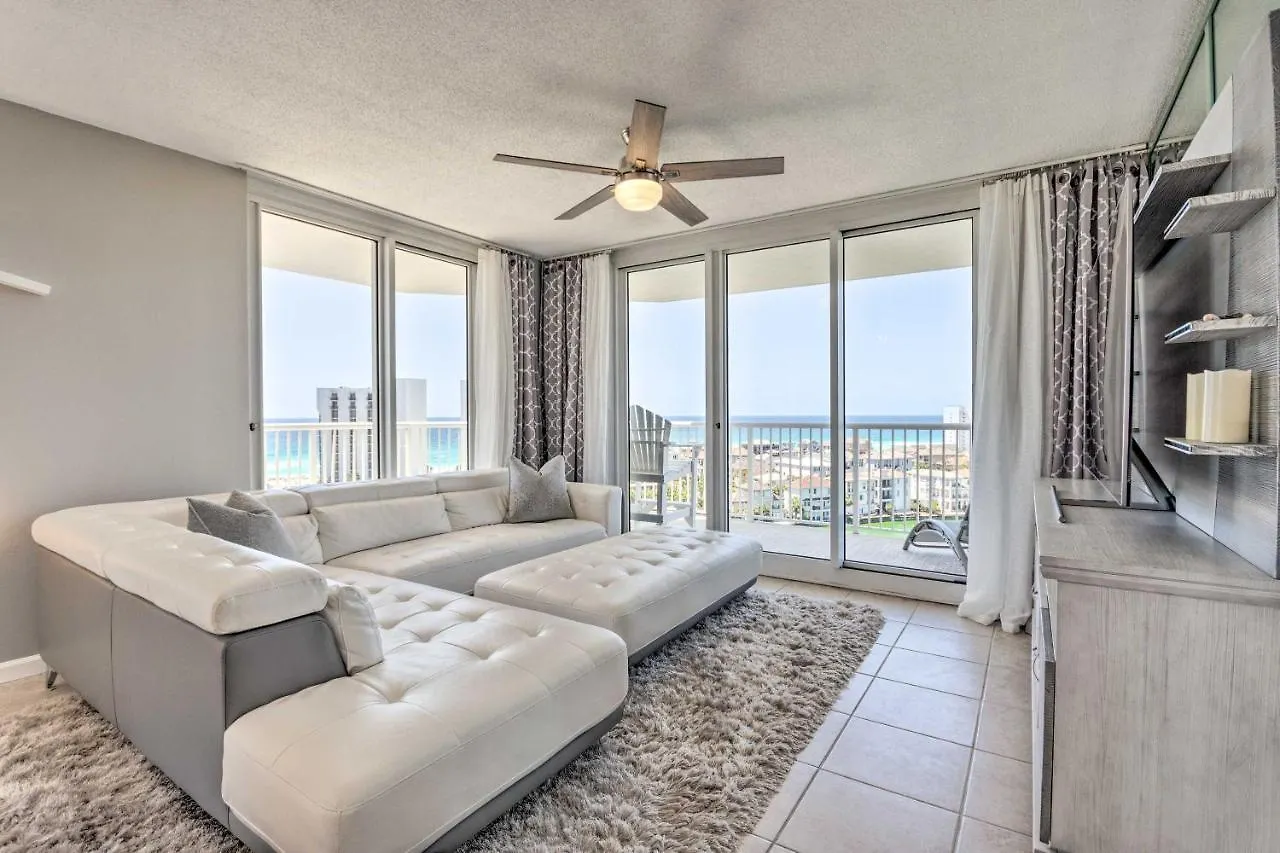 Destin Condo With Views, Heated Pool, And Beach Access 0*,