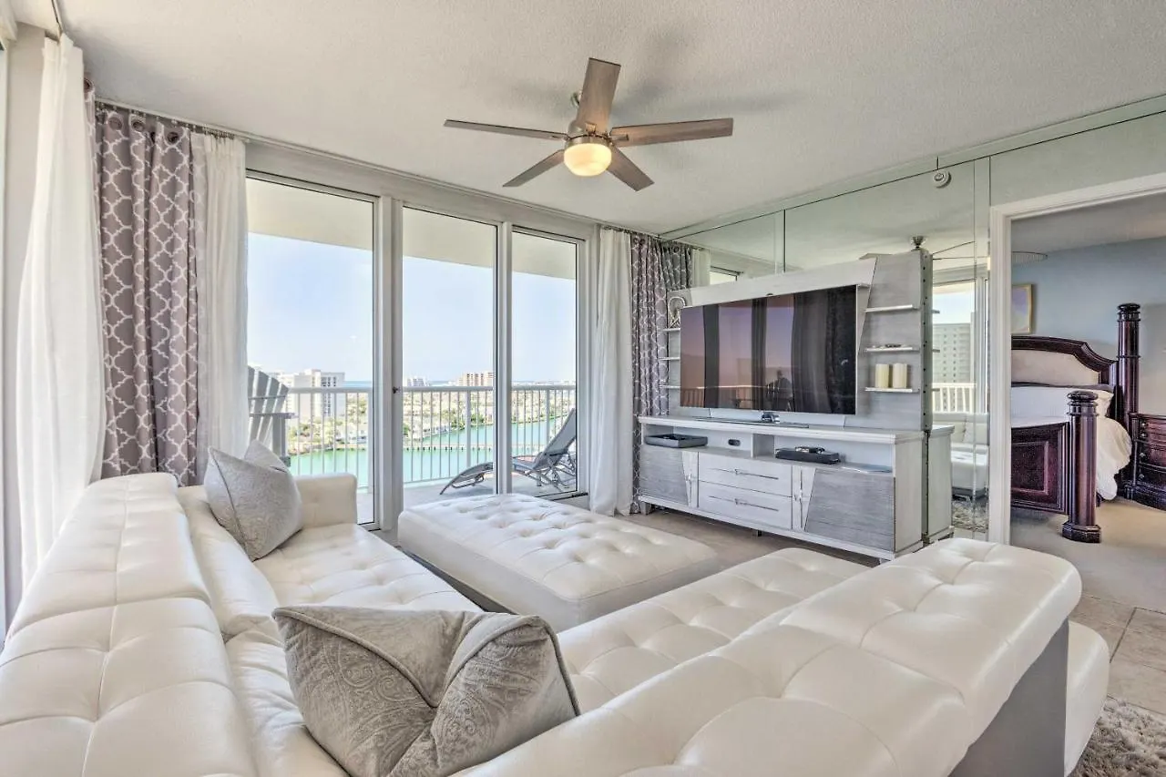 Destin Condo With Views, Heated Pool, And Beach Access 0*,  United States
