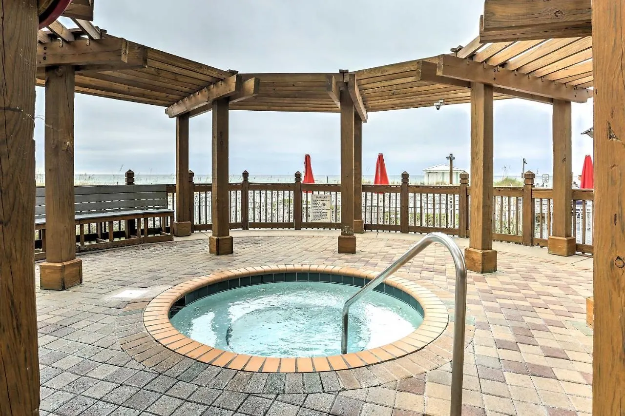 Destin Condo With Views, Heated Pool, And Beach Access Apartment