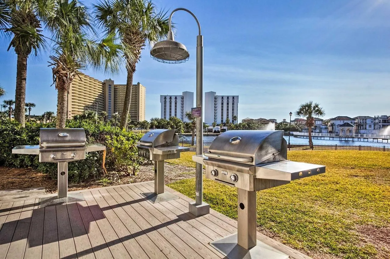 Destin Condo With Views, Heated Pool, And Beach Access